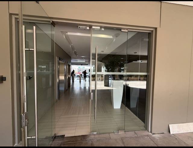 472M² OFFICE TO LET IN CLAREMONT
